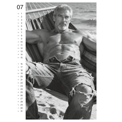 Men 2027 - erotikus falinaptár, ajándék (1 db)