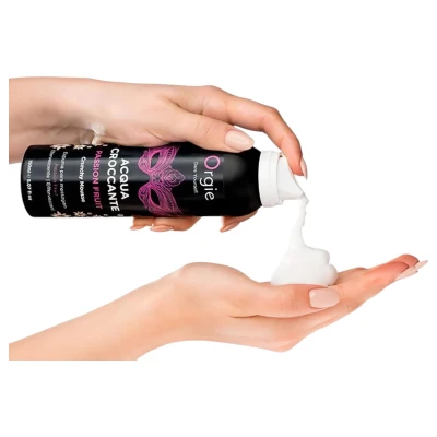 Orgie Acqua Croccante - erotikus masszázshab maracuja illattal (150 ml)