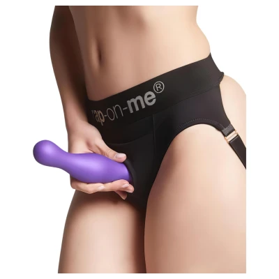 Strap-on-me Curvy S - hullámos, tapadókorongos dildó (lila)