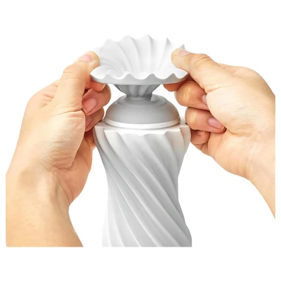 TENGA Flex - maszturbátor férfiaknak (fehér)