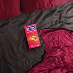 Durex Pleasure Me - bordázott-pontozott óvszer (12 db)