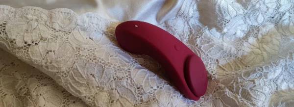 Satisfyer Sexy Secret csiklóizgató - TESZT